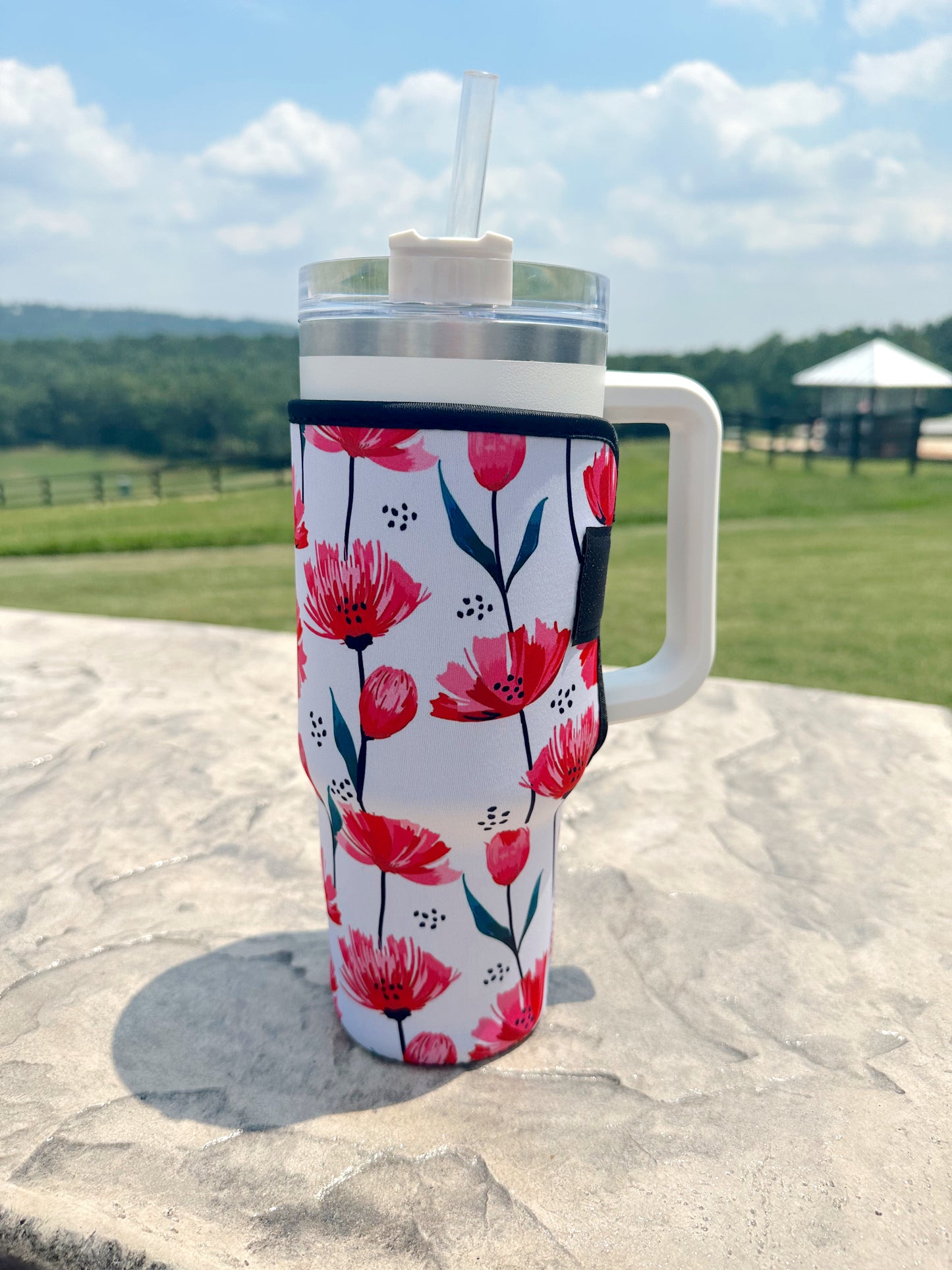 40 oz Tumbler Neoprene Sleeve- Hot Pink Floral